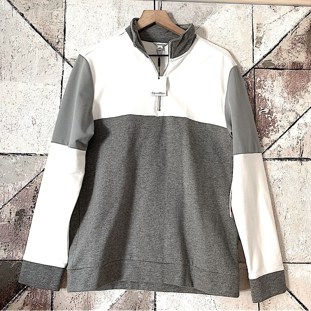 Calvin Klein 1/4 Zip Long Sleeve Soft Touch  Men Pullover Sweatshirt Sz Medium